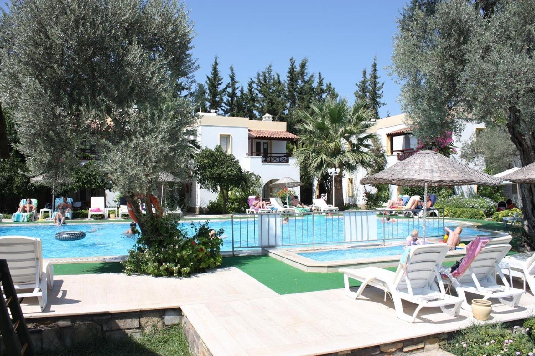 Toloman Bitezpark Apartments Bodrum Bagian luar foto