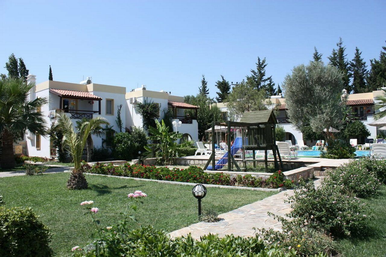 Toloman Bitezpark Apartments Bodrum Bagian luar foto